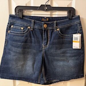 Seven7 Women's Blue Denim Shorts NWT